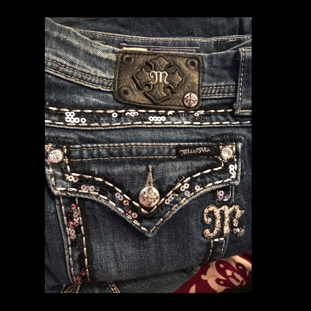 Miss Me Jeans size 34 Boot Cut 28 in Length